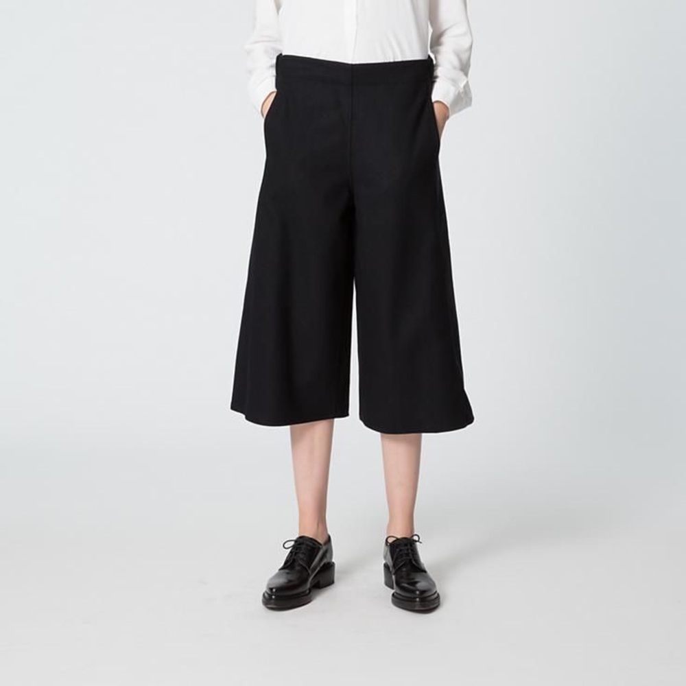 NWT ✨ Uniqlo x Lemaire wool gaucho pants, Size M